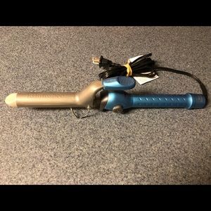 BaByliss Pro titanium spring curling iron
